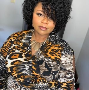 Meet your Posher, Inez